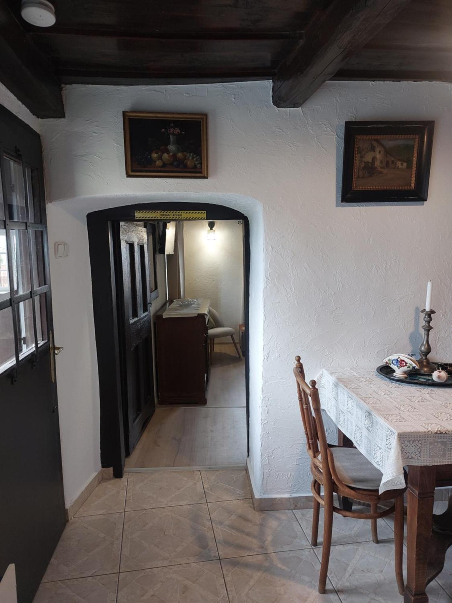 Babamuzeum Apartman ティハニ エクステリア 写真