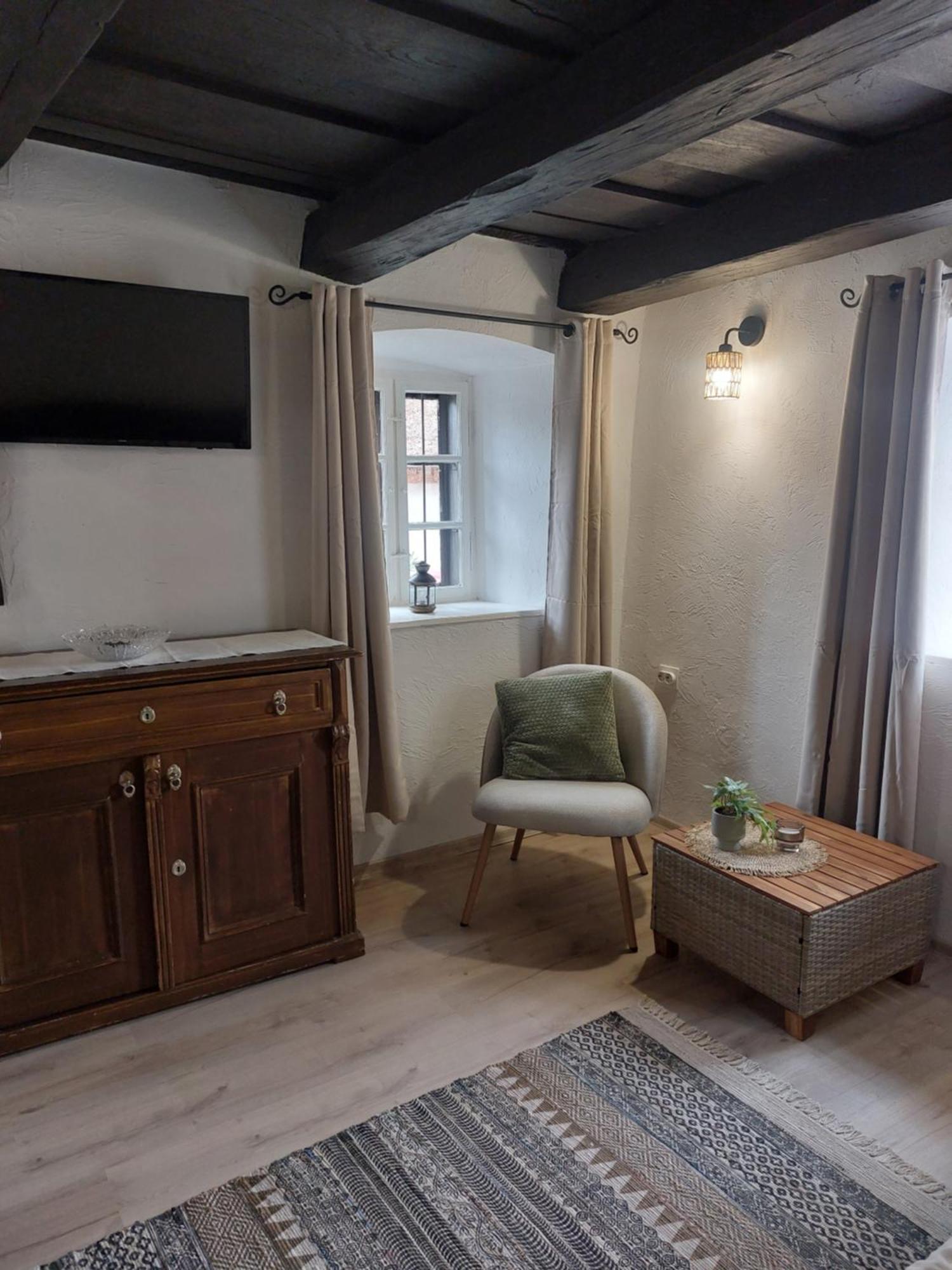 Babamuzeum Apartman ティハニ エクステリア 写真